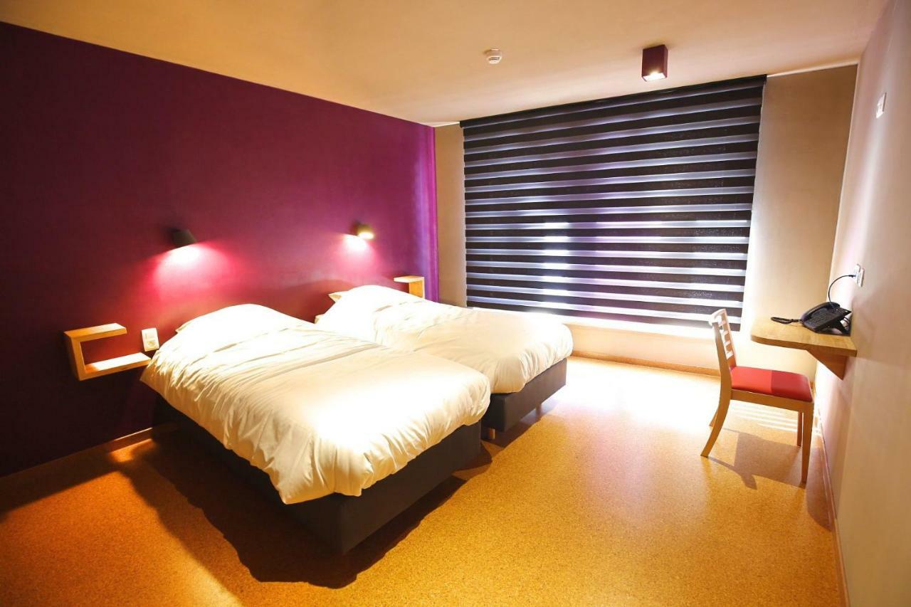 O Chomiere Hotel Stavelot Eksteriør billede