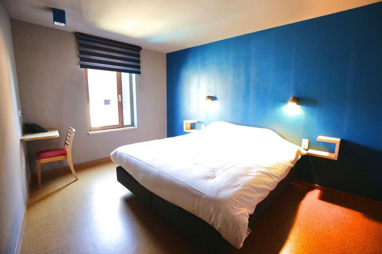 O Chomiere Hotel Stavelot Eksteriør billede